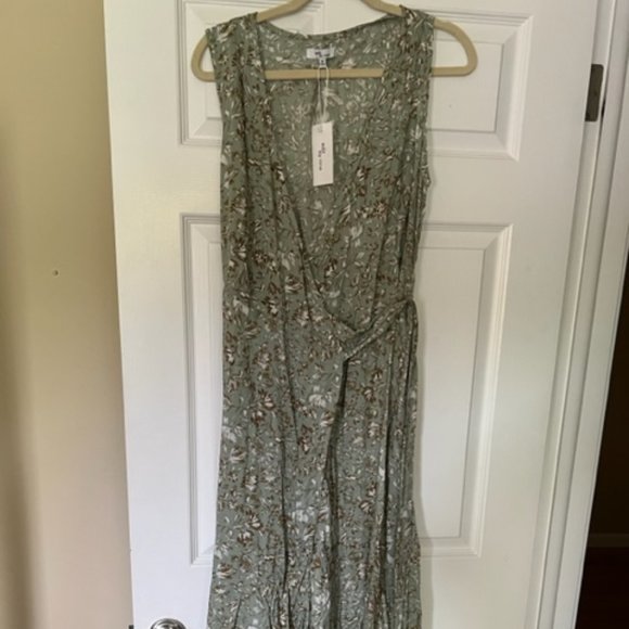 On The Veranda Sage Floral Print Wrap Dress - MEDIUM / Sage - Picture 1 of 3